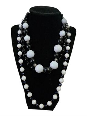 Glossy Trio Black White Round Layerd Beaded Necklaces